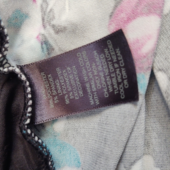 WHBM Layered Look Floral Tank - Picture 6 of 7